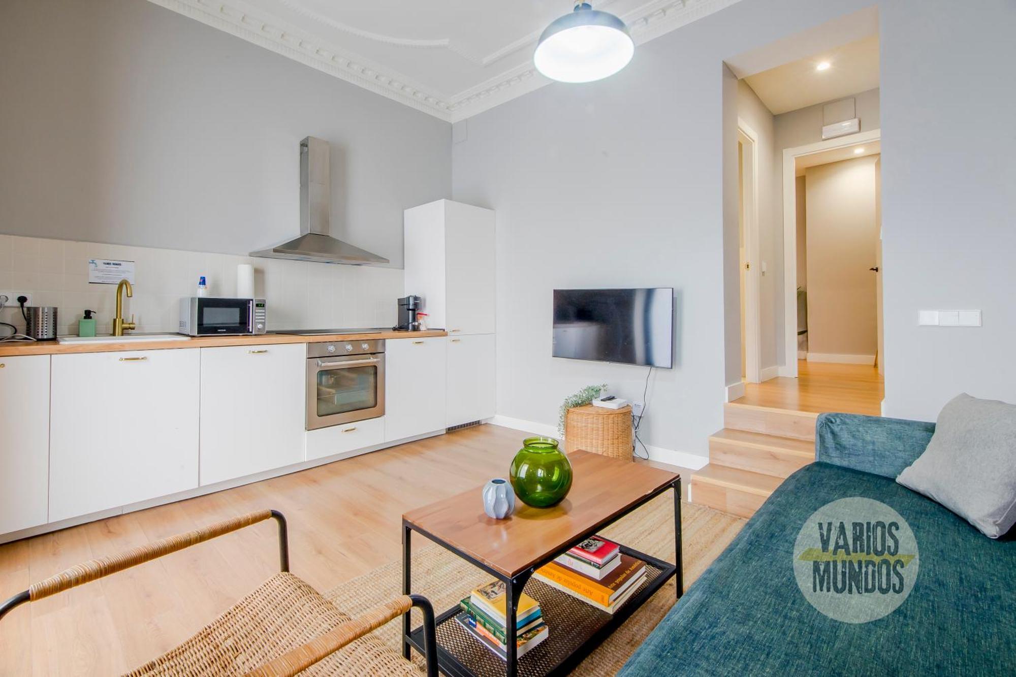 Modern Apt & Cool Interior Design A 20 Metros Del Retiro E1 Madrid Exterior photo